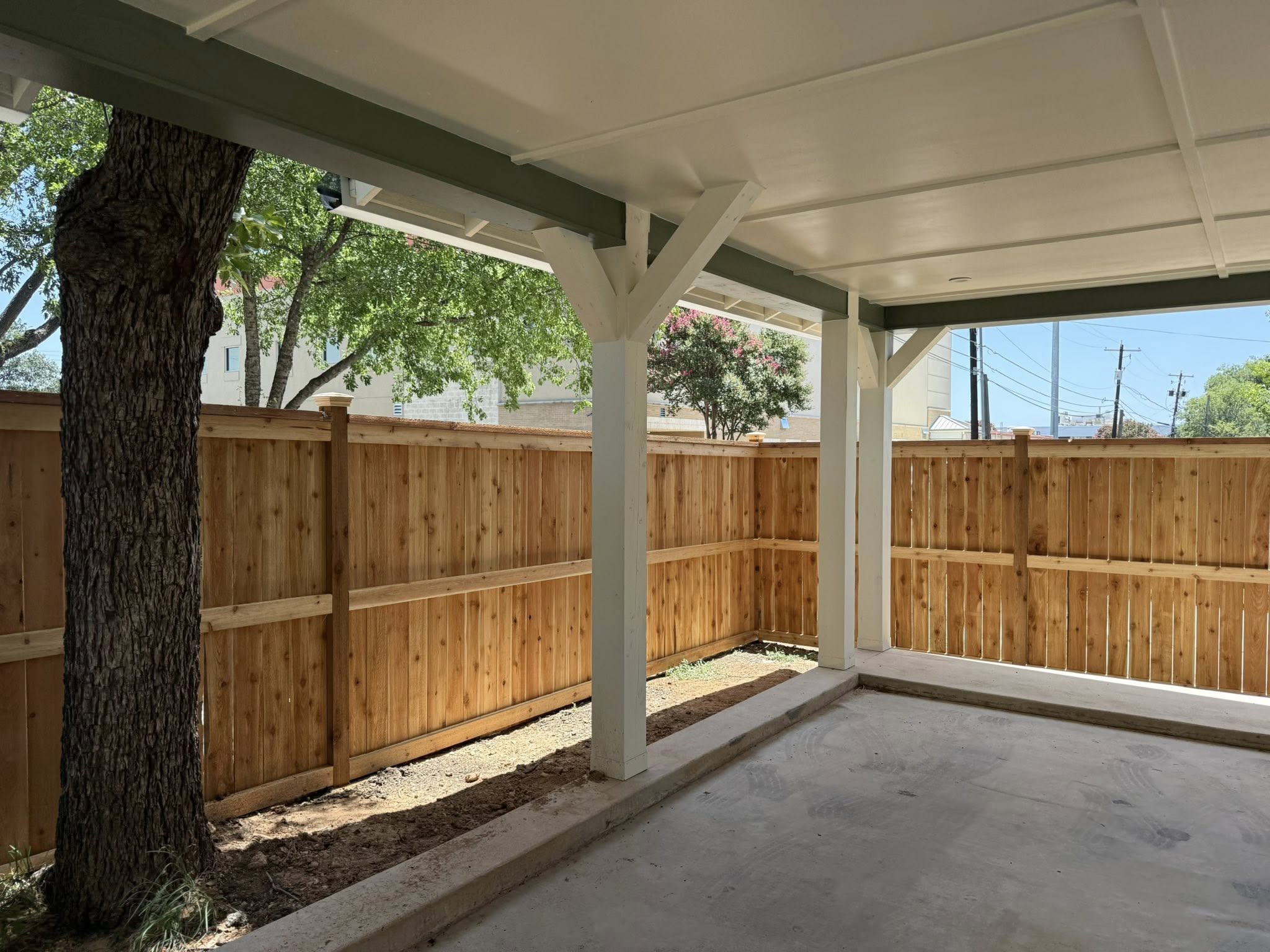 About Morriss Fence Company | Local, Built Texas Tough Fencing in Buda, TX